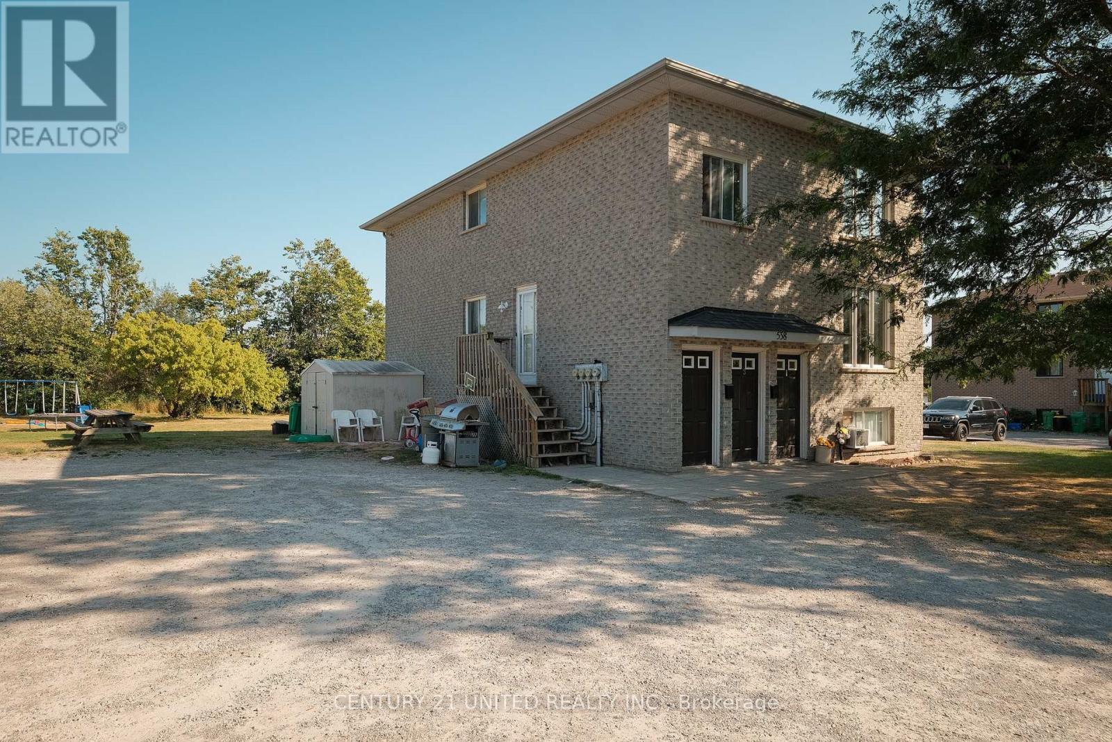 538 Crystal Drive, Peterborough South (East), Ontario  K9J 8H1 - Photo 3 - X12470028