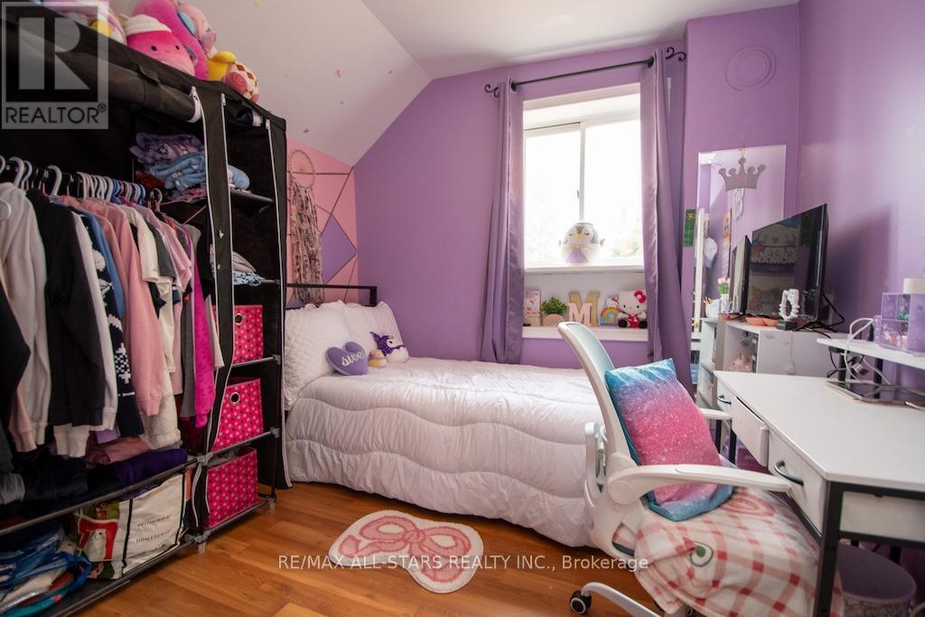 48 Elgin Street, Kawartha Lakes (Lindsay), Ontario  K9V 3W3 - Photo 23 - X12470141