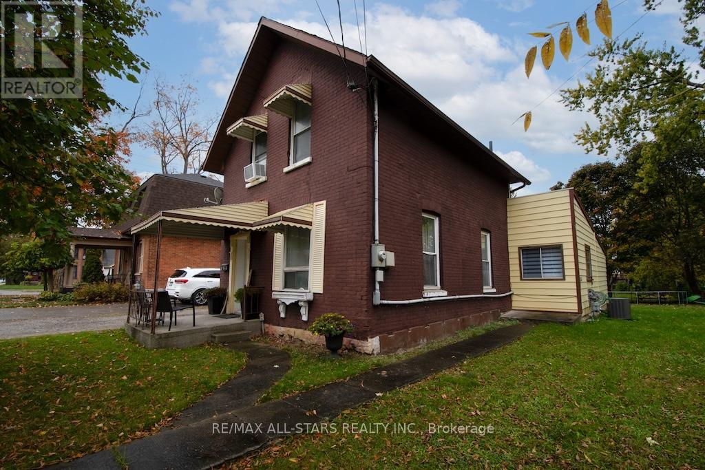 48 Elgin Street, Kawartha Lakes (Lindsay), Ontario  K9V 3W3 - Photo 29 - X12470141