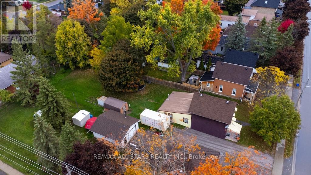 48 Elgin Street, Kawartha Lakes (Lindsay), Ontario  K9V 3W3 - Photo 30 - X12470141