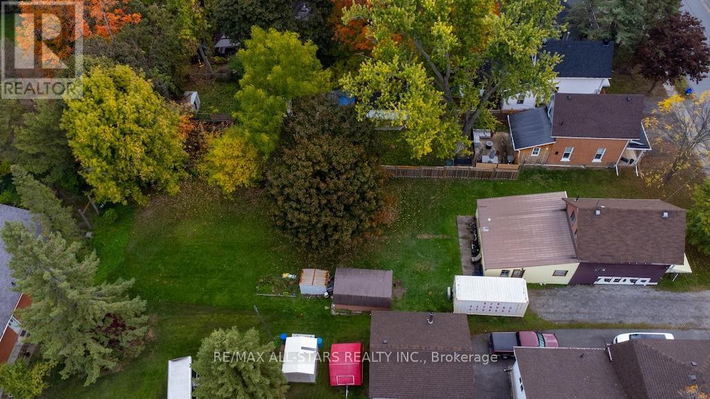 48 Elgin Street, Kawartha Lakes (Lindsay), Ontario  K9V 3W3 - Photo 31 - X12470141