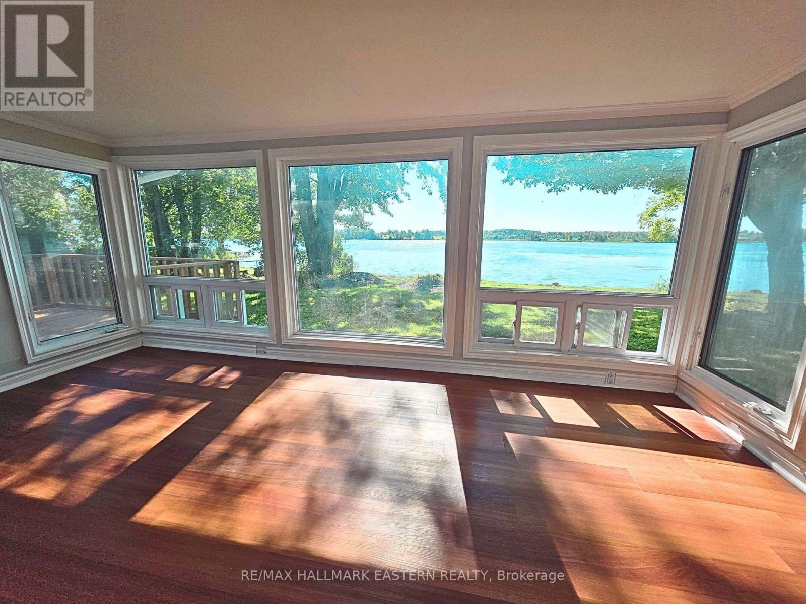 30 Edgewater Drive, Selwyn, Ontario  K0L 1T0 - Photo 10 - X12470312
