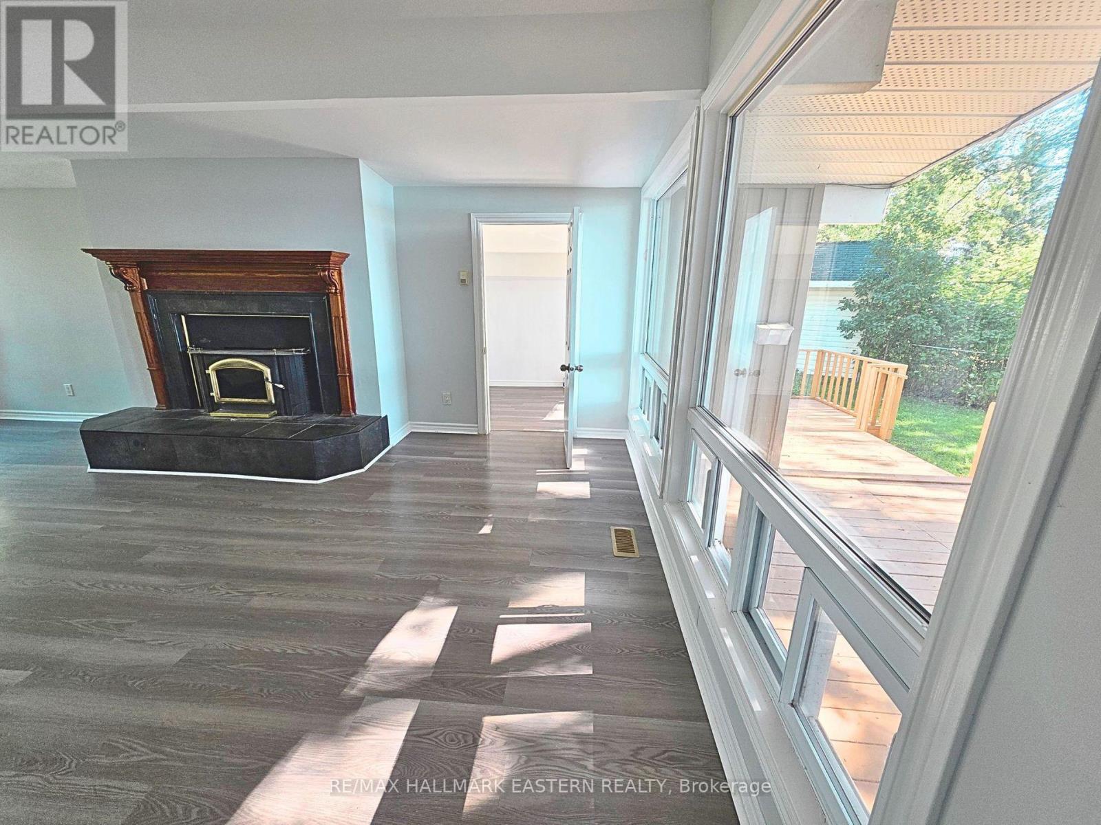 30 Edgewater Drive, Selwyn, Ontario  K0L 1T0 - Photo 12 - X12470312