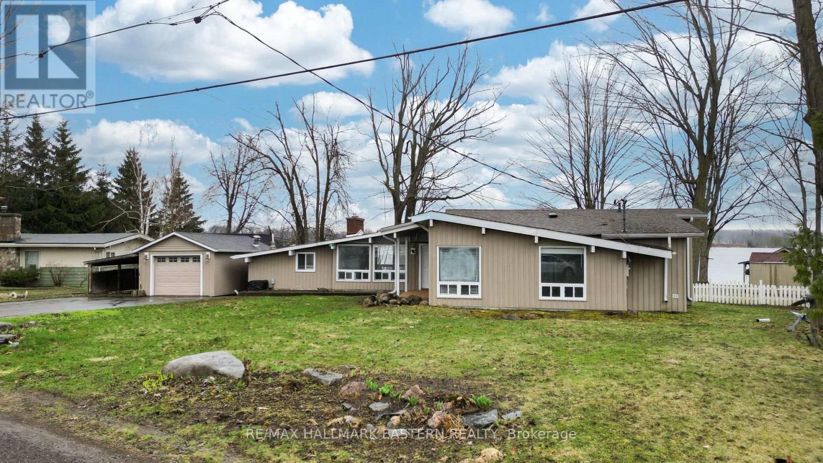 30 Edgewater Drive, Selwyn, Ontario  K0L 1T0 - Photo 3 - X12470312