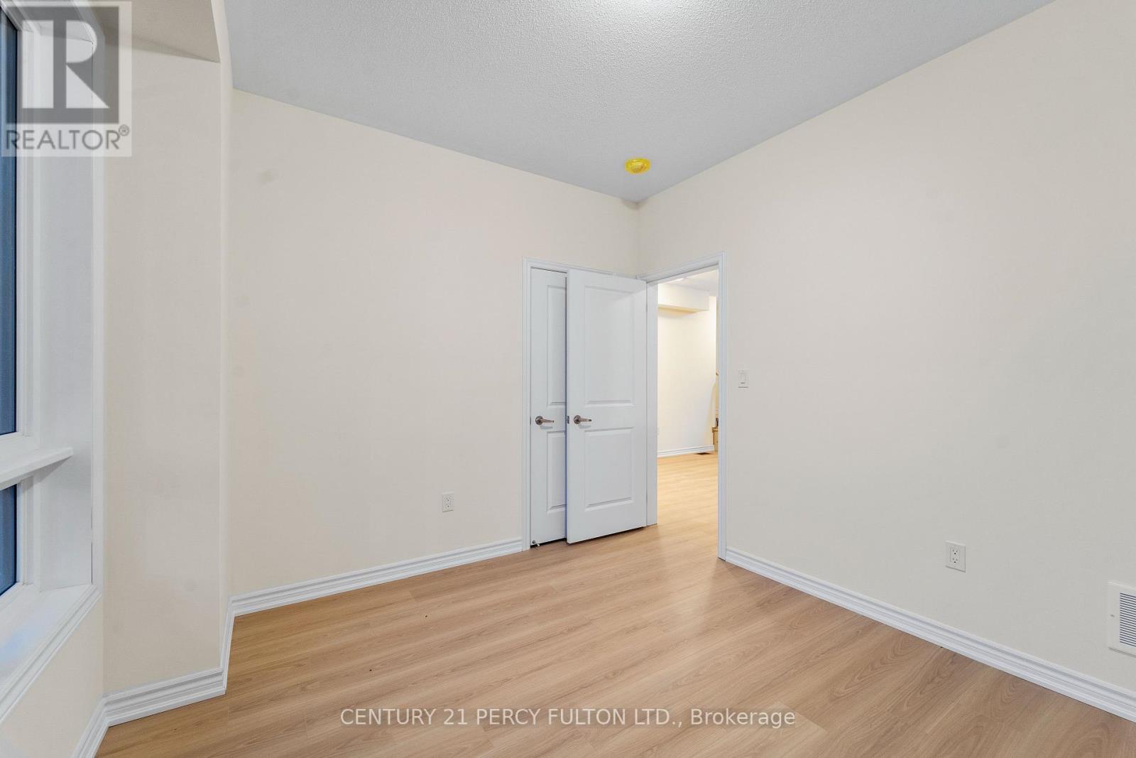 150 Alcorn Drive, Kawartha Lakes (Lindsay), Ontario  K9V 5V5 - Photo 11 - X12470658
