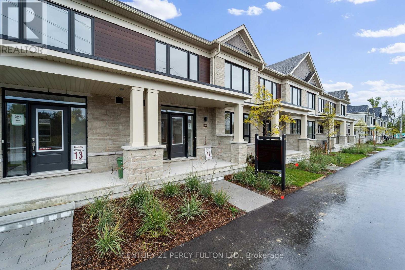 150 Alcorn Drive, Kawartha Lakes (Lindsay), Ontario  K9V 5V5 - Photo 2 - X12470658