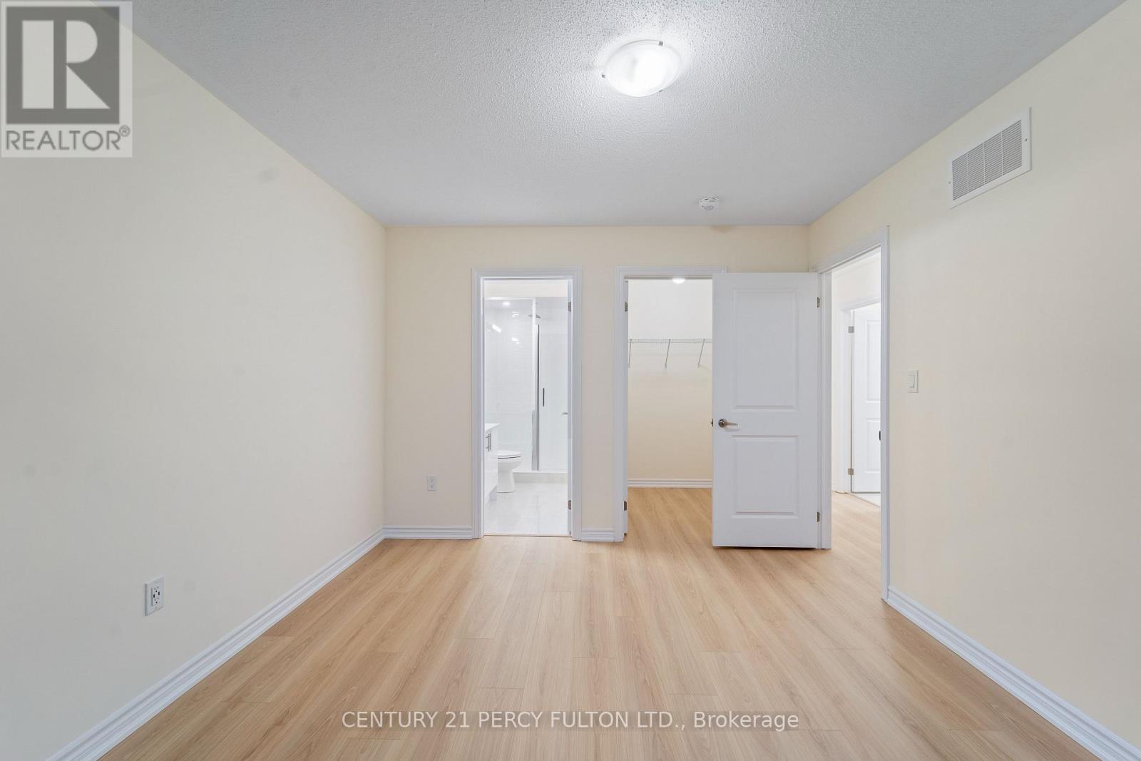 150 Alcorn Drive, Kawartha Lakes (Lindsay), Ontario  K9V 5V5 - Photo 23 - X12470658