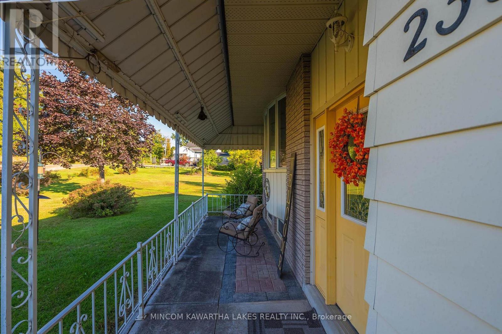 2397 Queen Mary Street, Cavan Monaghan (Cavan Twp), Ontario  L0A 1C0 - Photo 6 - X12471033