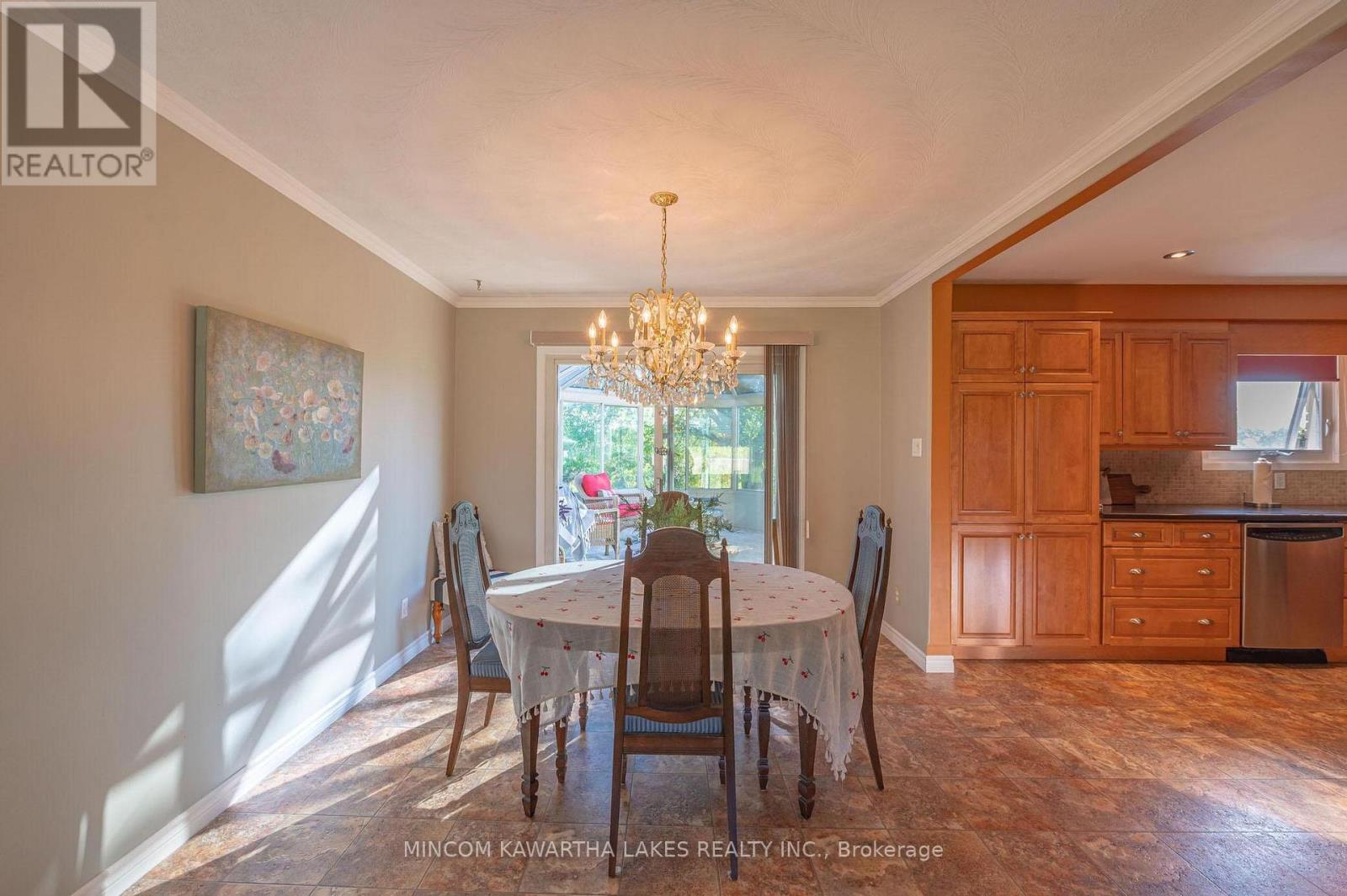 2397 Queen Mary Street, Cavan Monaghan (Cavan Twp), Ontario  L0A 1C0 - Photo 8 - X12471033