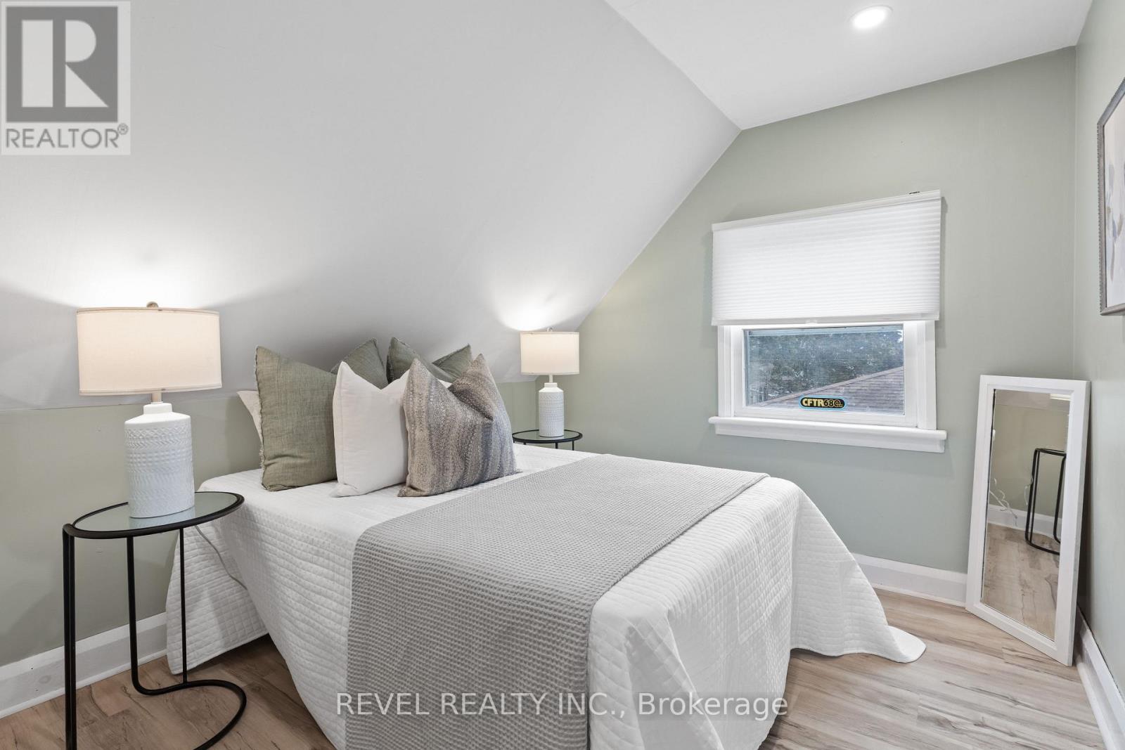 20 Division Street, Kawartha Lakes (Lindsay), Ontario  K9V 4S1 - Photo 25 - X12471051
