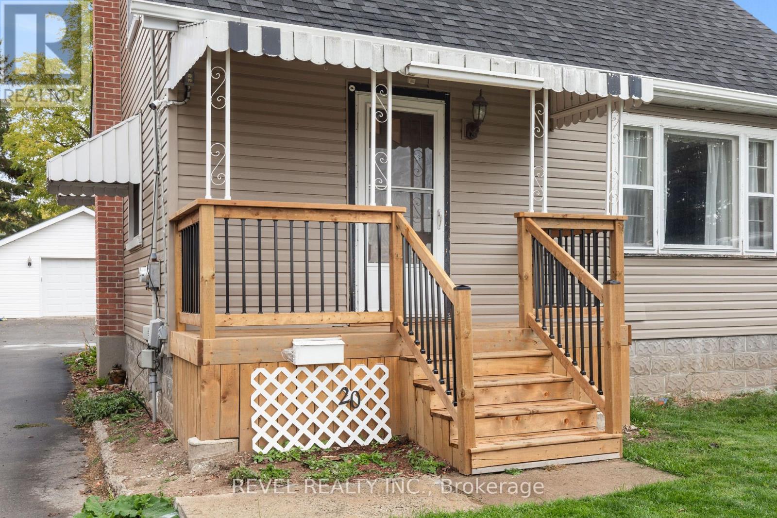 20 Division Street, Kawartha Lakes (Lindsay), Ontario  K9V 4S1 - Photo 5 - X12471051