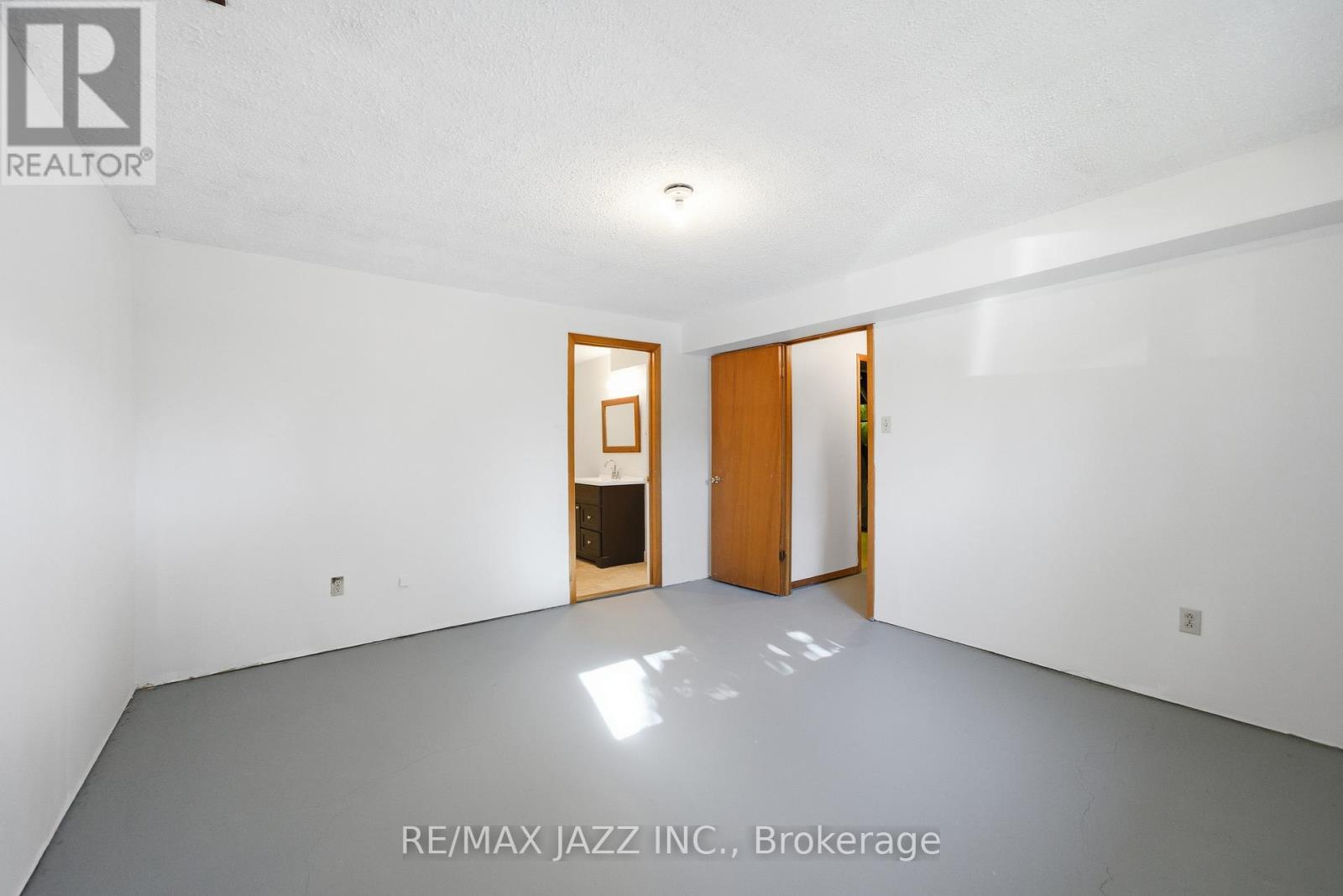 1708 Redwood Drive, Peterborough (Monaghan Ward 2), Ontario  K9K 1M3 - Photo 29 - X12471311