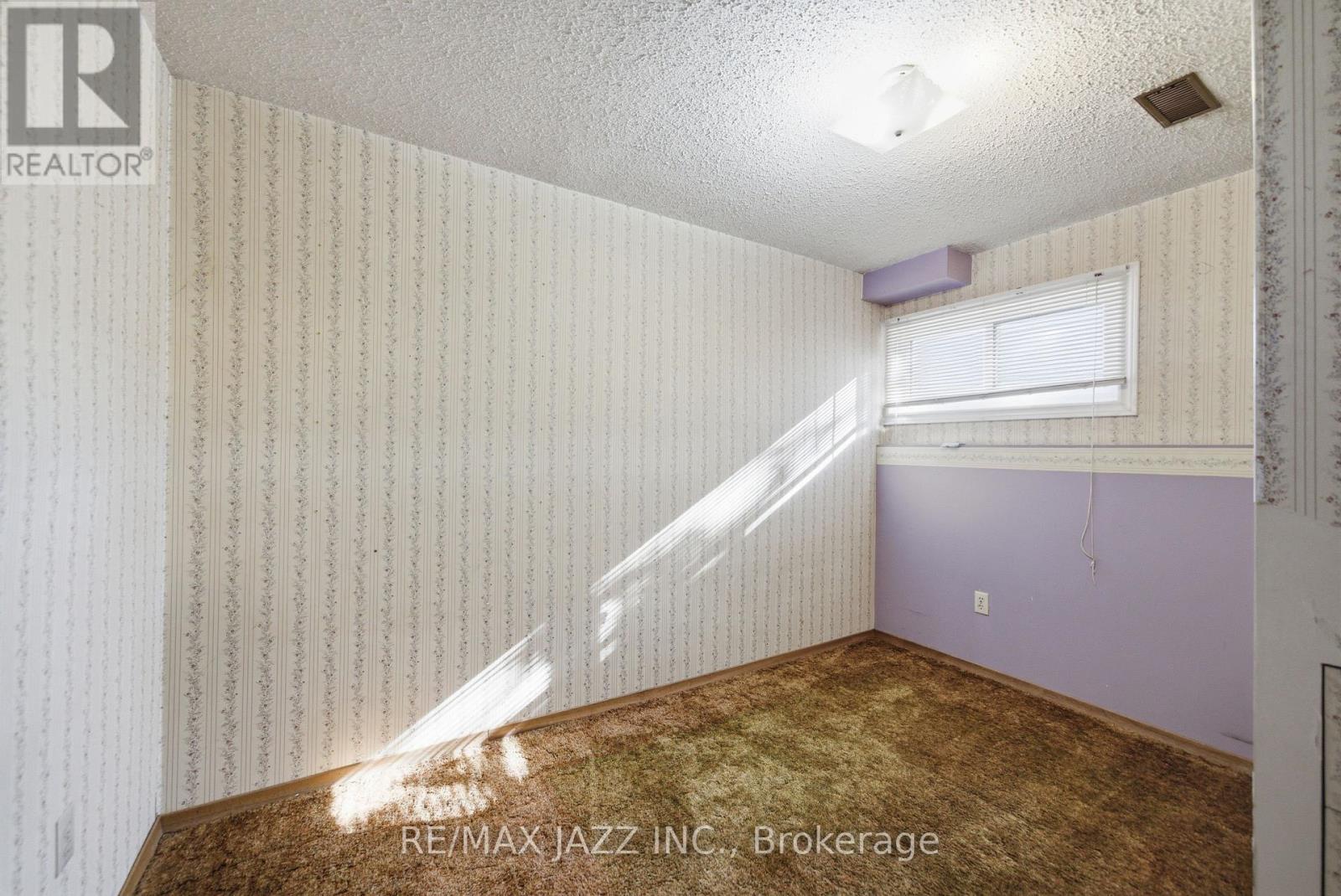 1708 Redwood Drive, Peterborough (Monaghan Ward 2), Ontario  K9K 1M3 - Photo 31 - X12471311