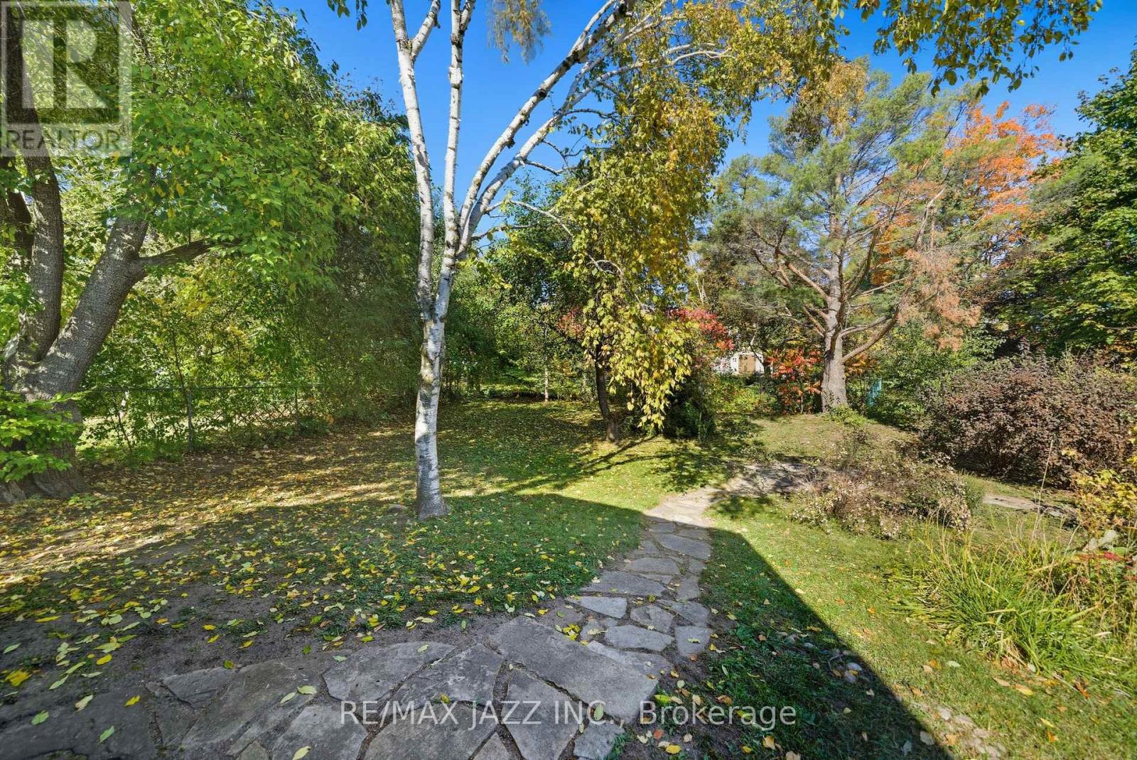 1708 Redwood Drive, Peterborough (Monaghan Ward 2), Ontario  K9K 1M3 - Photo 35 - X12471311