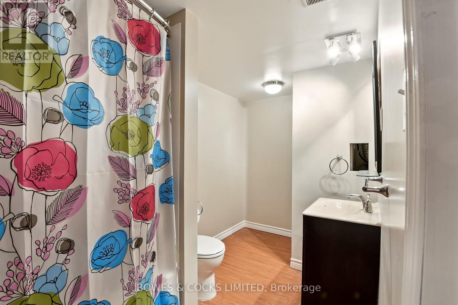 433 Manorhill Avenue, Peterborough (Town Ward 3), Ontario  K9J 6H7 - Photo 27 - X12471539