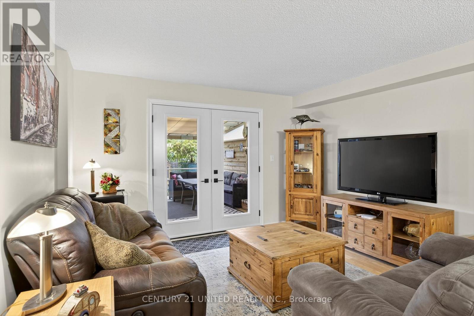 1410 Lillico Crescent, Peterborough (Monaghan Ward 2), Ontario  K9K 2L1 - Photo 12 - X12471555