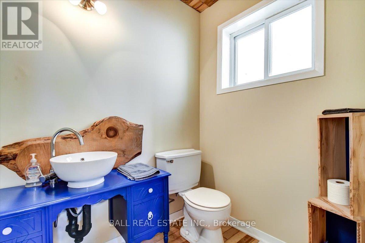 463 Quarry Road, Bancroft (Dungannon Ward), Ontario  K0L 1C0 - Photo 14 - X12471571