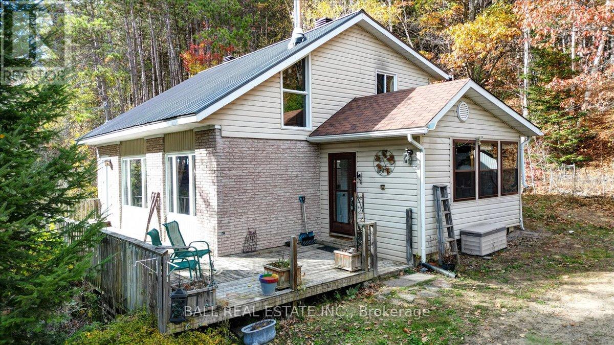 463 Quarry Road, Bancroft (Dungannon Ward), Ontario  K0L 1C0 - Photo 3 - X12471571