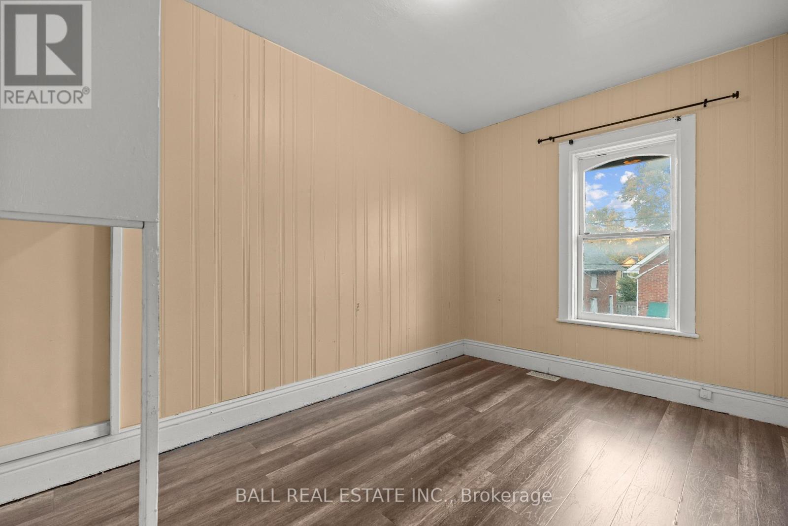 45 Lafayette Avenue, Peterborough (Town Ward 3), Ontario  K9J 5C1 - Photo 26 - X12471704