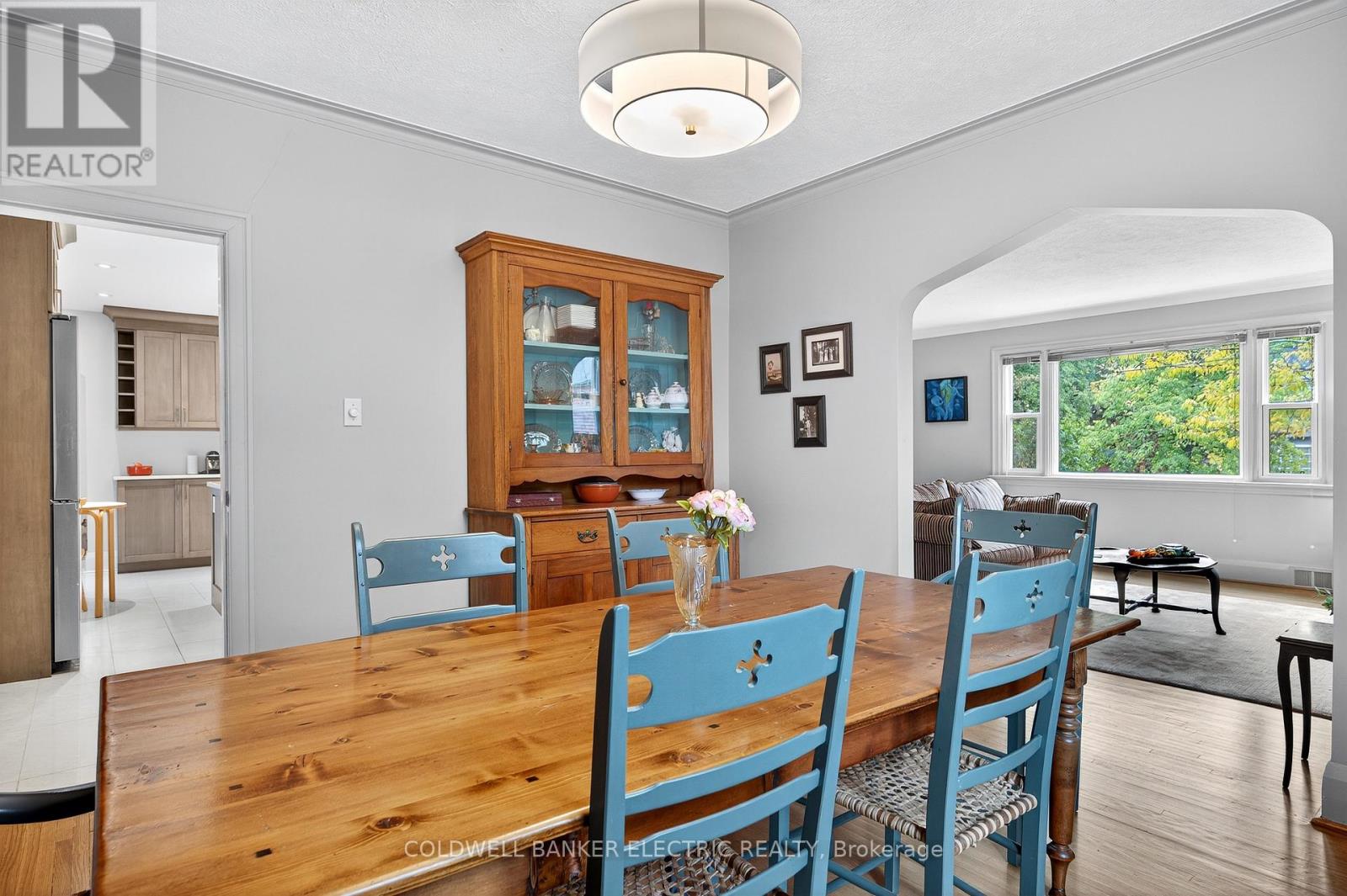 230 Geraldine Avenue, Peterborough (Northcrest Ward 5), Ontario  K9H 4T9 - Photo 11 - X12471798