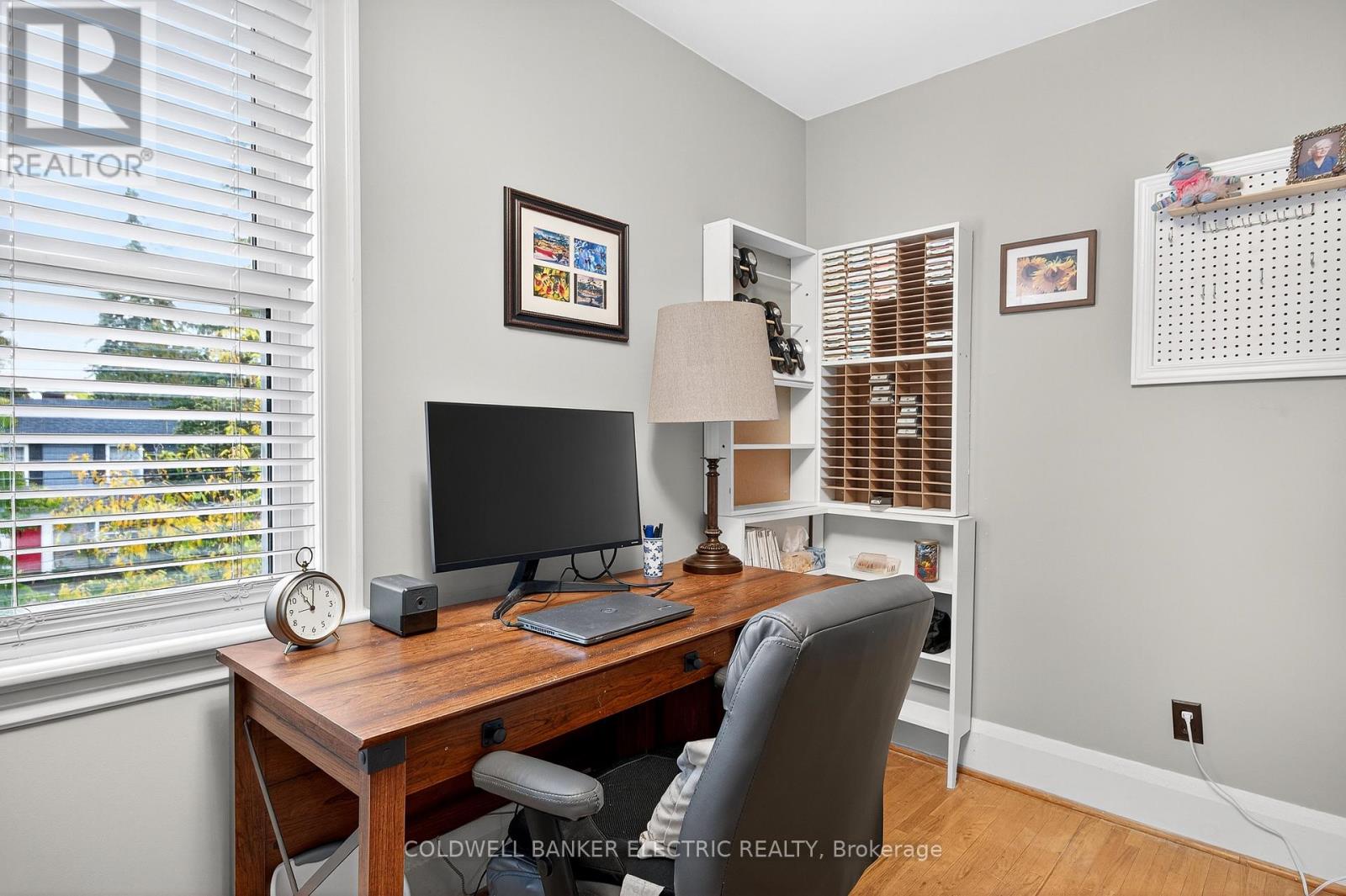 230 Geraldine Avenue, Peterborough (Northcrest Ward 5), Ontario  K9H 4T9 - Photo 34 - X12471798