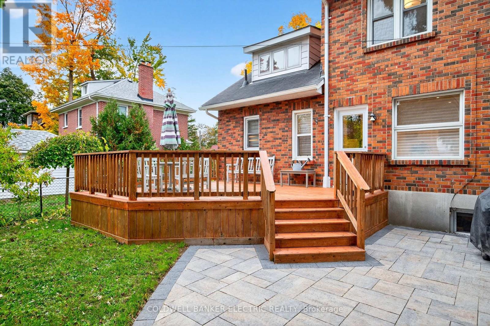 230 Geraldine Avenue, Peterborough (Northcrest Ward 5), Ontario  K9H 4T9 - Photo 43 - X12471798
