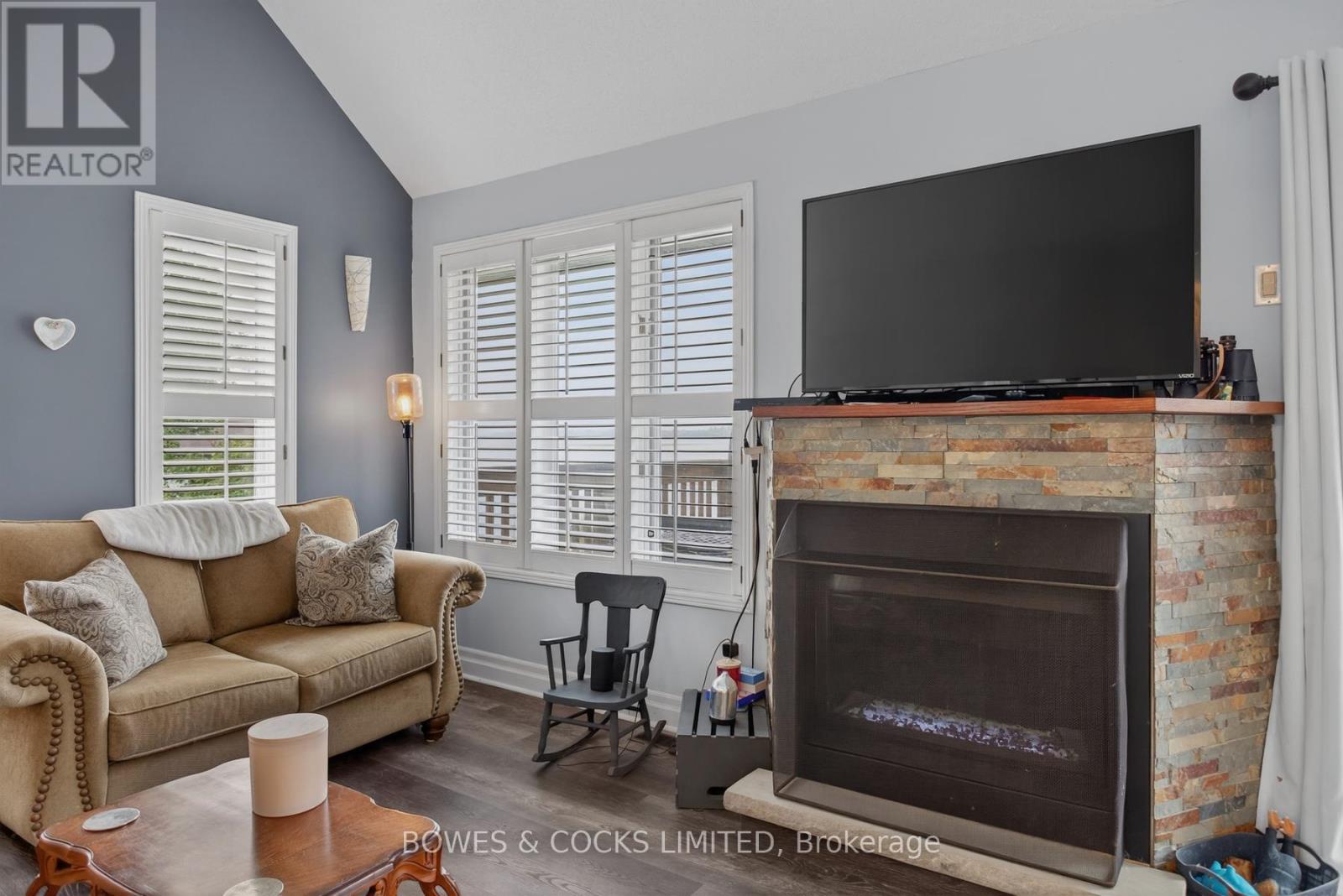 284 Port Hoover Road, Kawartha Lakes (Little Britain), Ontario  K9K 1A8 - Photo 10 - X12472056