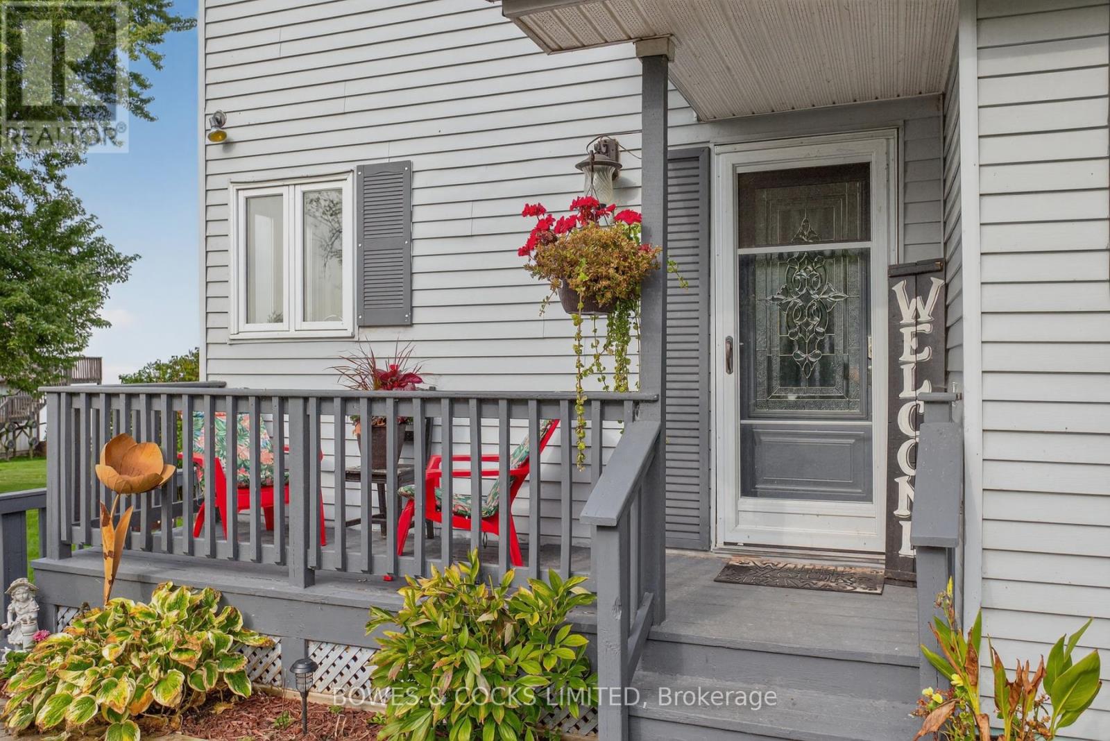 284 Port Hoover Road, Kawartha Lakes (Little Britain), Ontario  K9K 1A8 - Photo 2 - X12472056