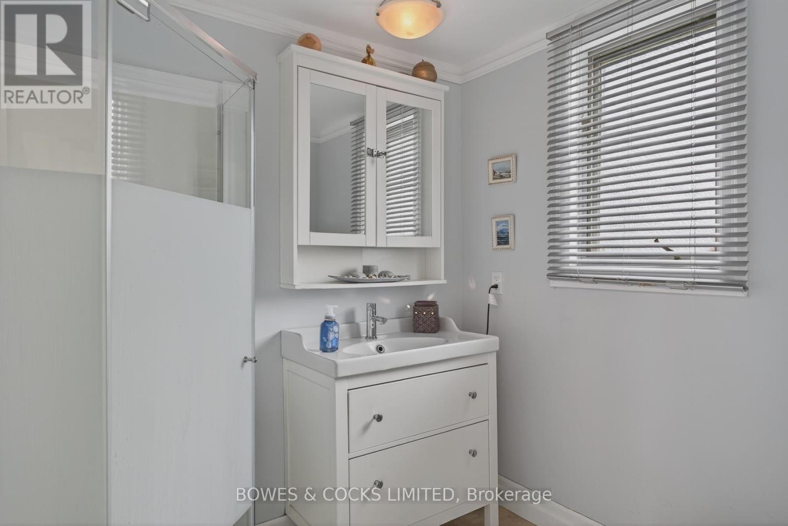 284 Port Hoover Road, Kawartha Lakes (Little Britain), Ontario  K9K 1A8 - Photo 8 - X12472056