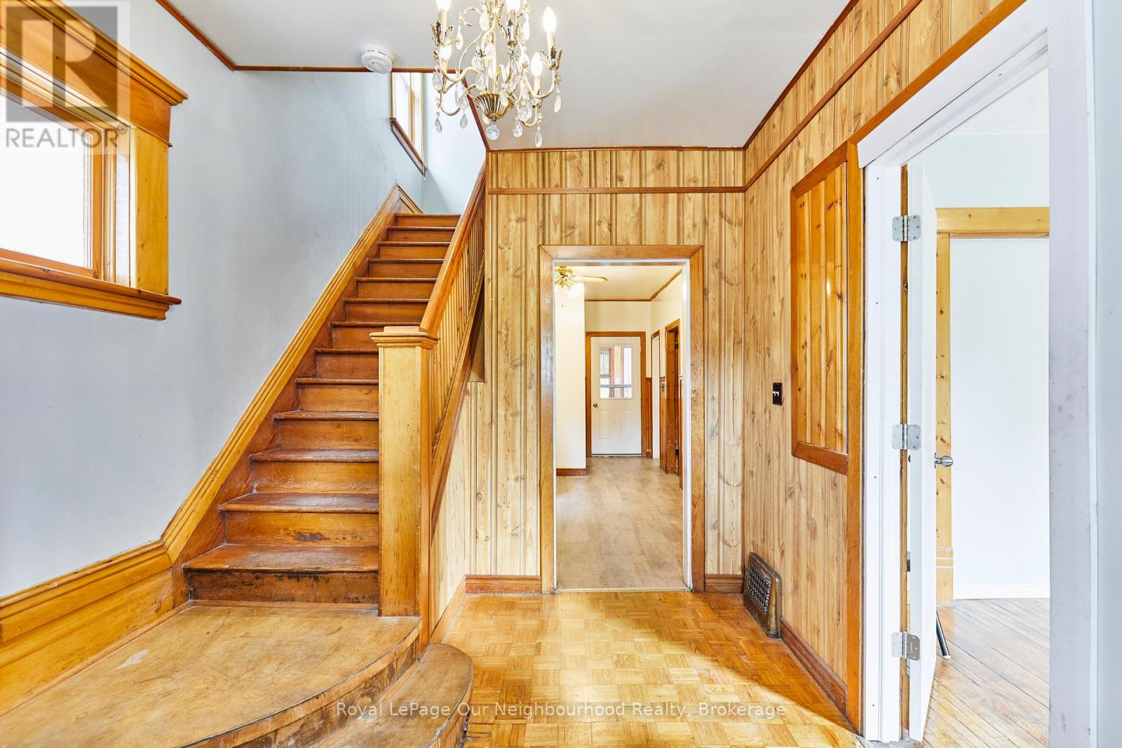 444 George Street S, Peterborough (Town Ward 3), Ontario  K9J 3E3 - Photo 3 - X12473026
