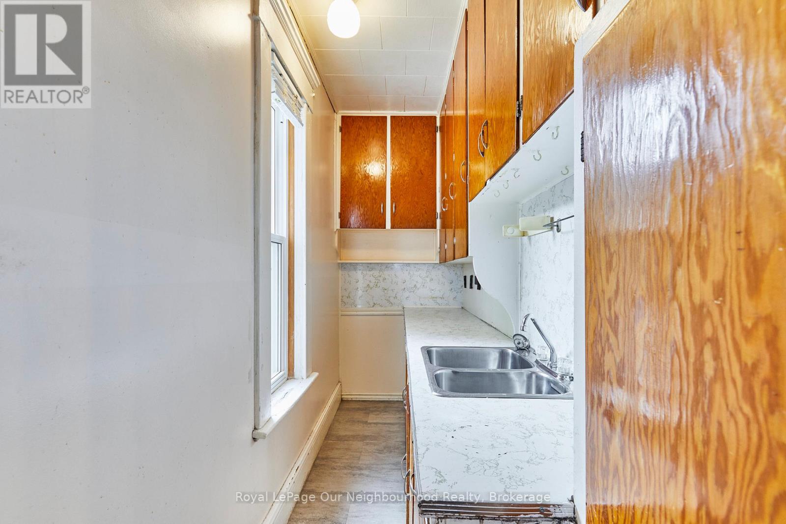444 George Street S, Peterborough (Town Ward 3), Ontario  K9J 3E3 - Photo 6 - X12473026