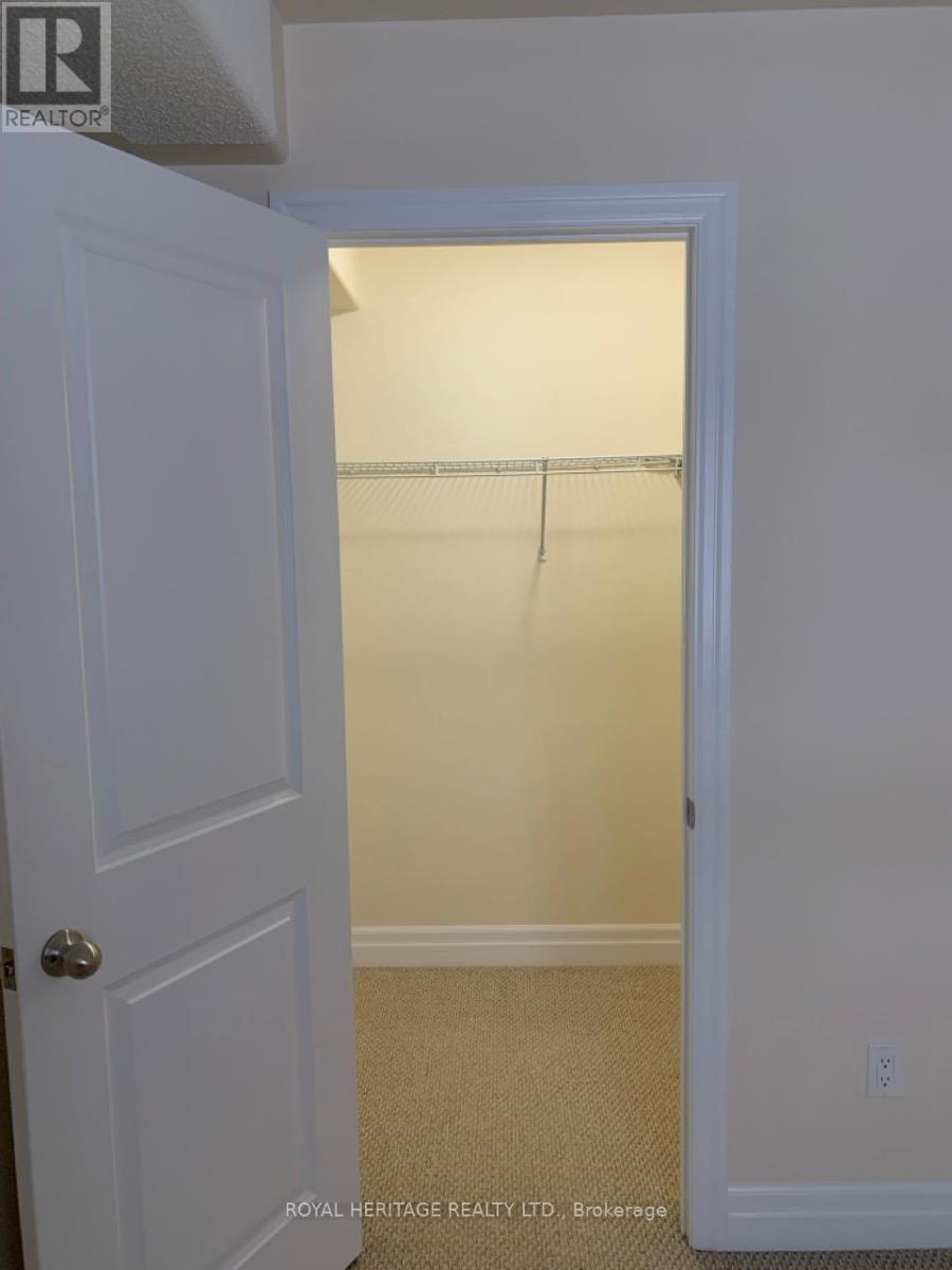209 - 312 Spillsbury Drive N, Peterborough (Otonabee Ward 1), Ontario  K9K 0B6 - Photo 10 - X12473161