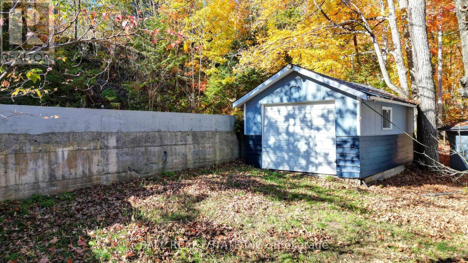 1903 White Lake Road West Road, Douro-Dummer, Ontario  K0L 2H0 - Photo 25 - X12473198