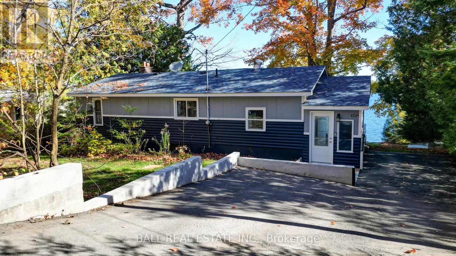 1903 White Lake Road West Road, Douro-Dummer, Ontario  K0L 2H0 - Photo 4 - X12473198