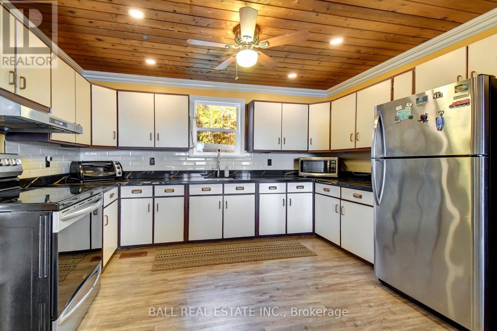 1903 White Lake Road West Road, Douro-Dummer, Ontario  K0L 2H0 - Photo 7 - X12473198