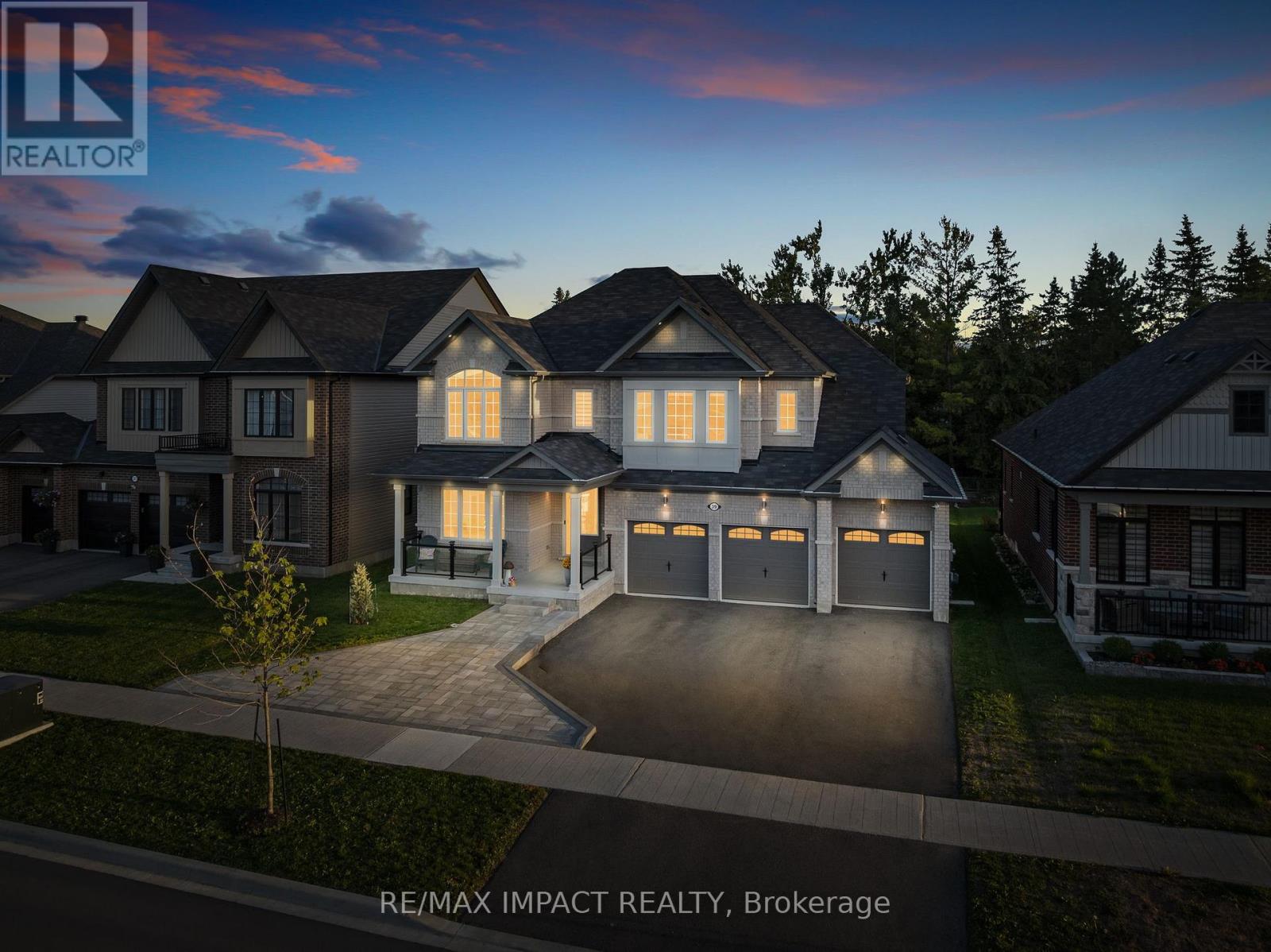 39 Connolly Road, Kawartha Lakes (Lindsay), Ontario  K9V 5H5 - Photo 1 - X12473182