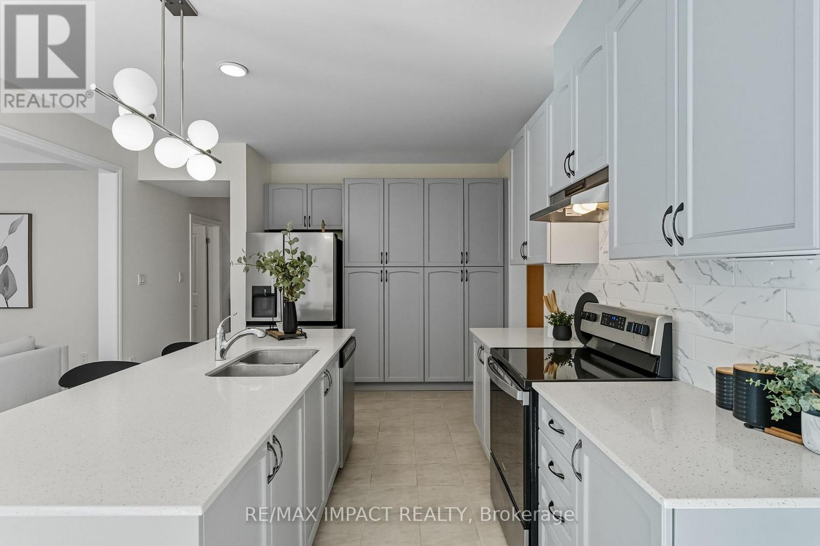 39 Connolly Road, Kawartha Lakes (Lindsay), Ontario  K9V 5H5 - Photo 11 - X12473182