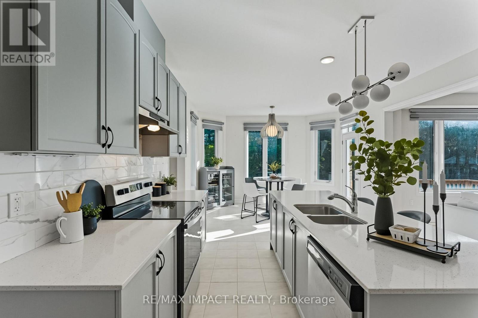 39 Connolly Road, Kawartha Lakes (Lindsay), Ontario  K9V 5H5 - Photo 12 - X12473182