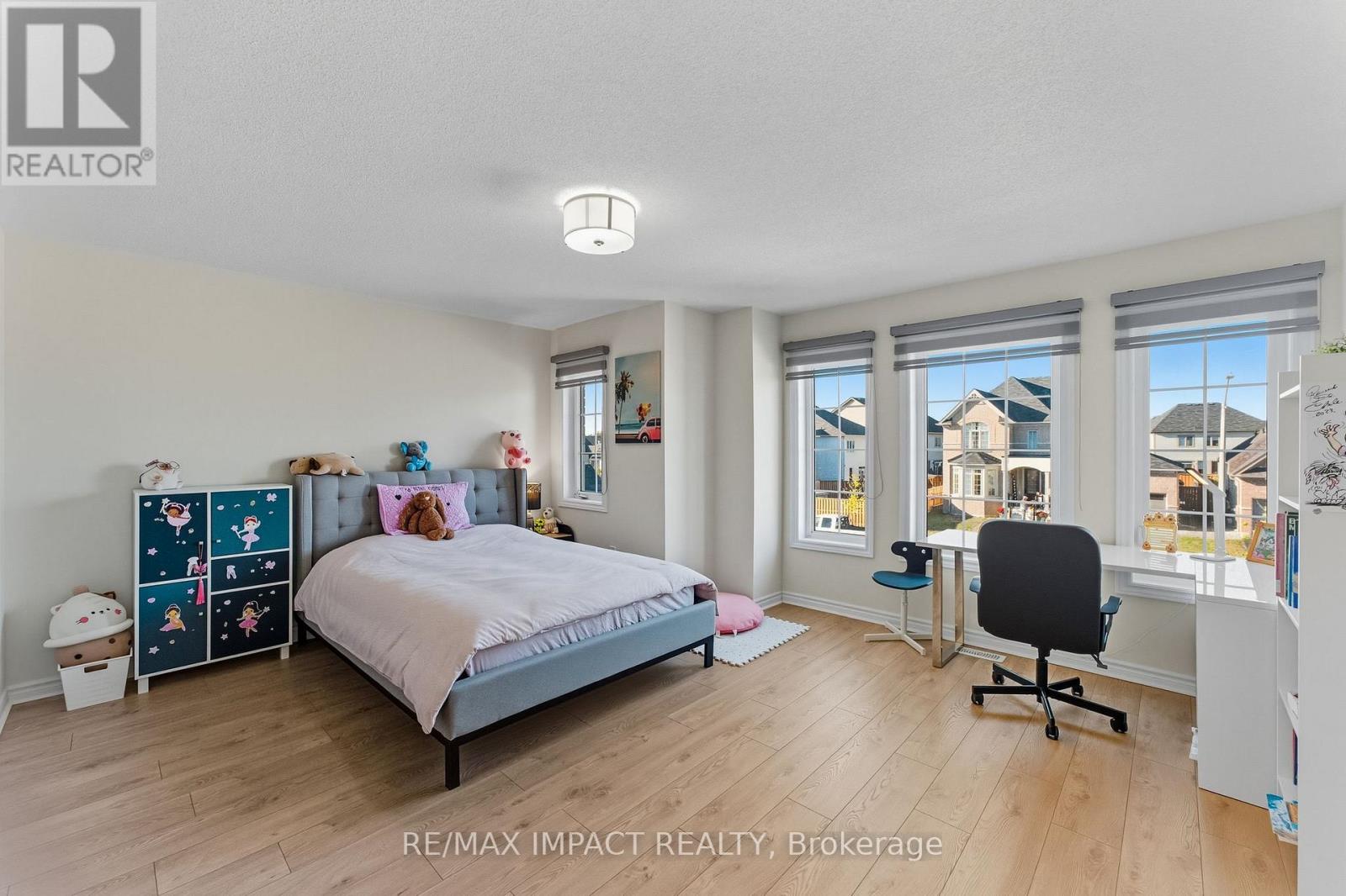 39 Connolly Road, Kawartha Lakes (Lindsay), Ontario  K9V 5H5 - Photo 30 - X12473182