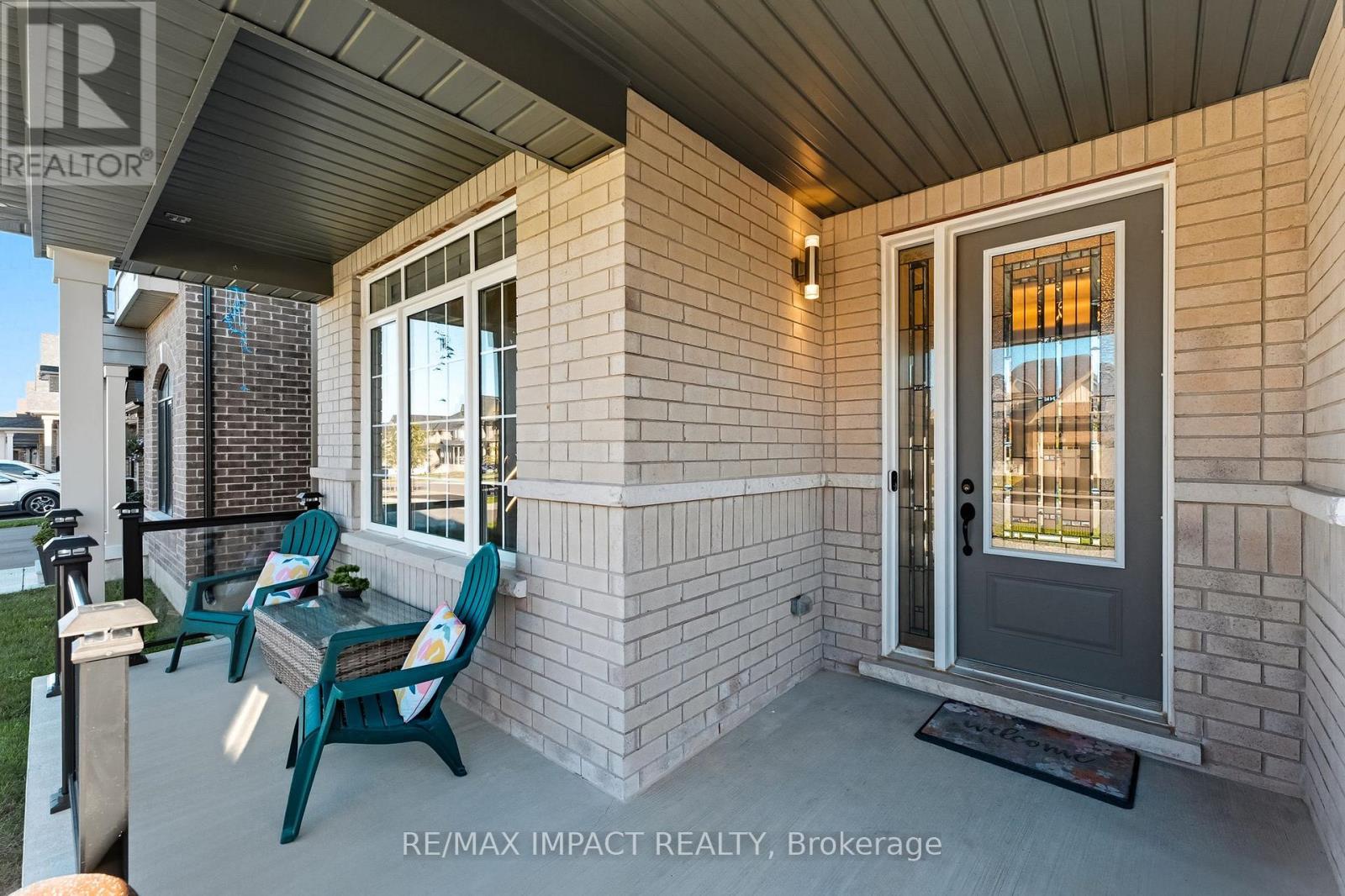 39 Connolly Road, Kawartha Lakes (Lindsay), Ontario  K9V 5H5 - Photo 4 - X12473182