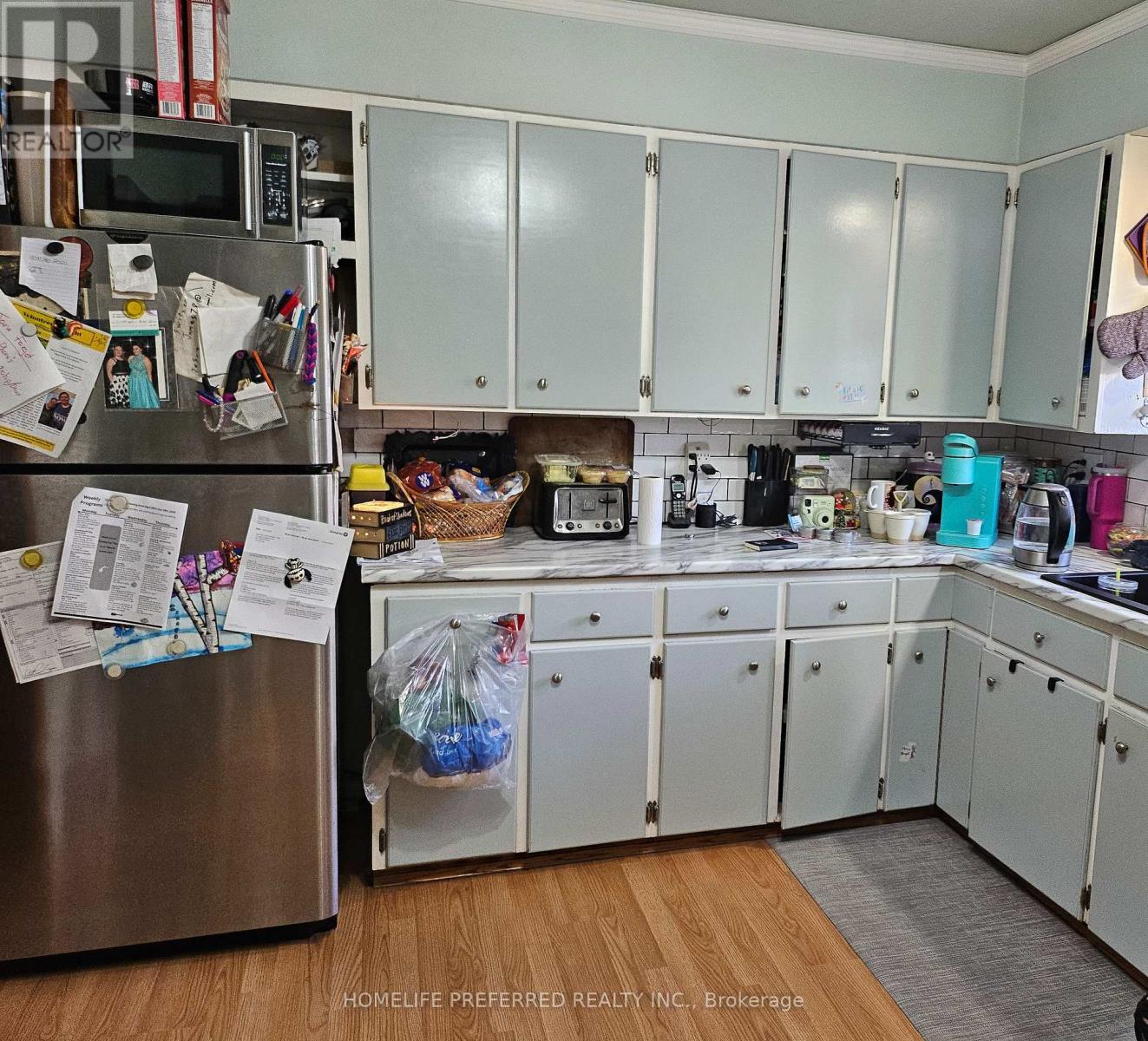 17b Beechwood Drive, Peterborough (Monaghan Ward 2), Ontario  K9J 1M2 - Photo 4 - X12473724