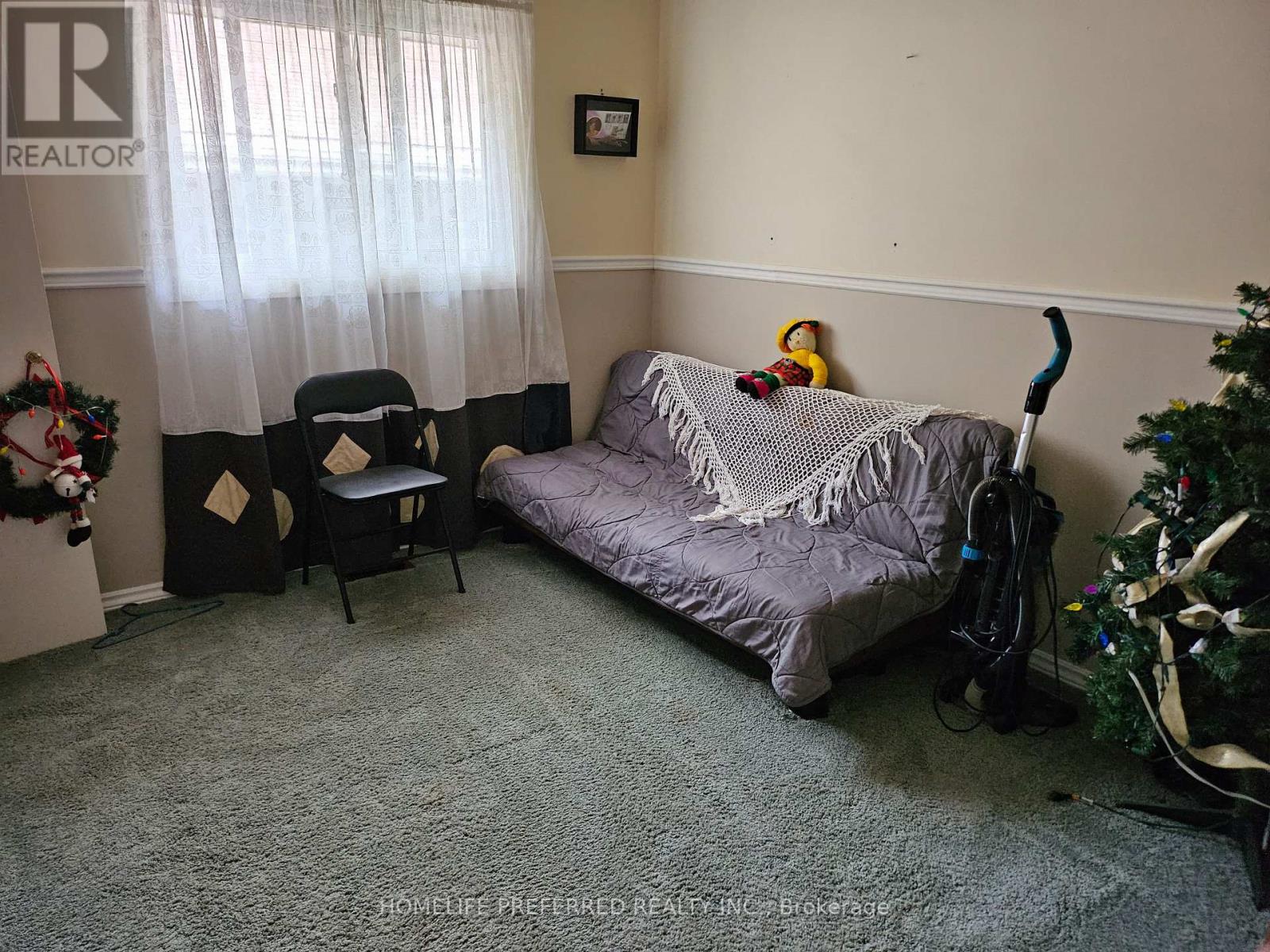 17b Beechwood Drive, Peterborough (Monaghan Ward 2), Ontario  K9J 1M2 - Photo 8 - X12473724