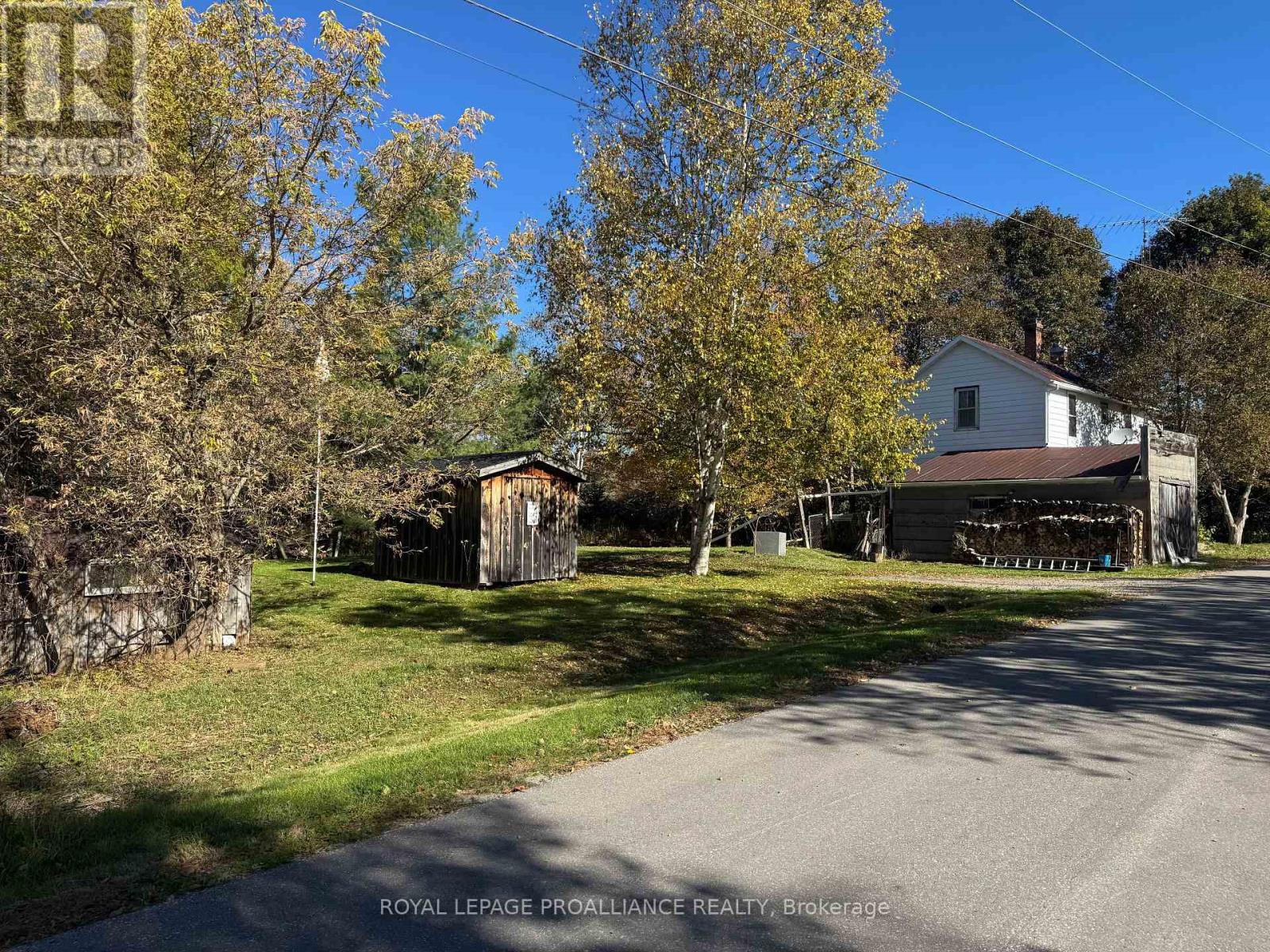 3 Gore Street, Kawartha Lakes (Manvers), Ontario  L0A 1A0 - Photo 36 - X12474153