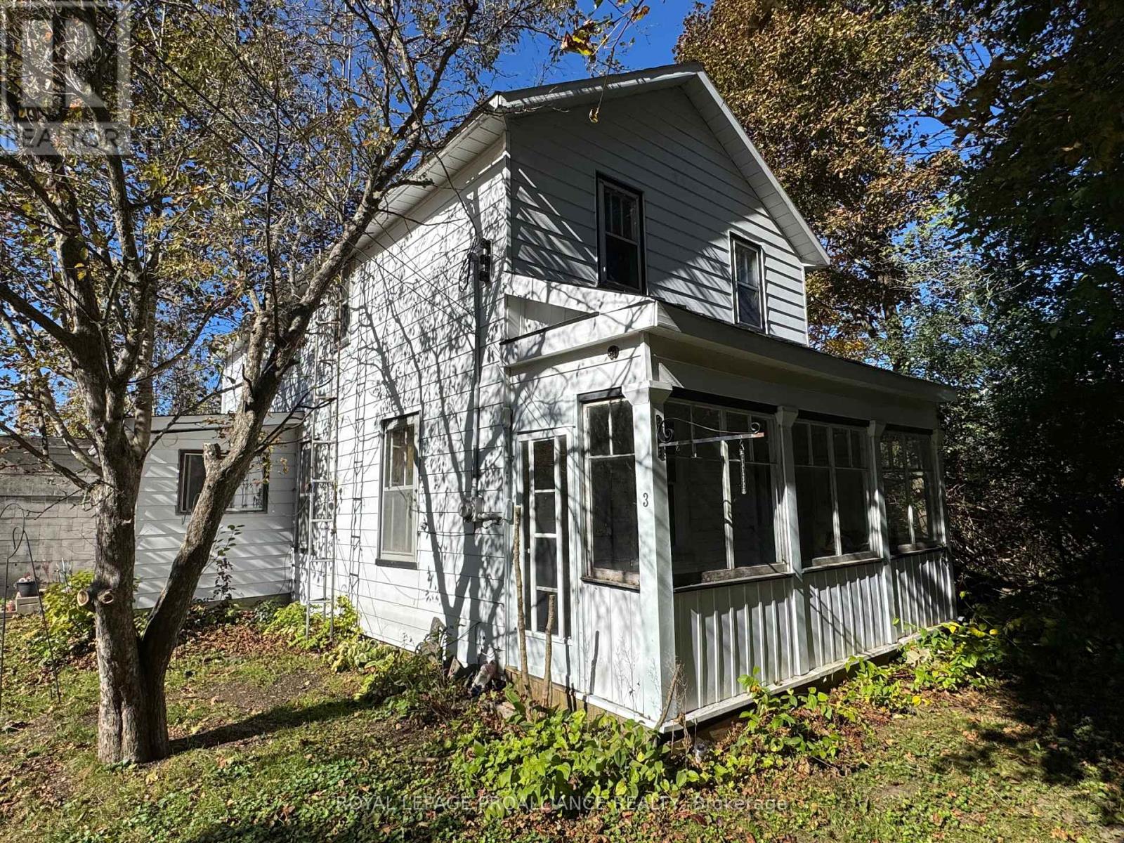 3 Gore Street, Kawartha Lakes (Manvers), Ontario  L0A 1A0 - Photo 5 - X12474153