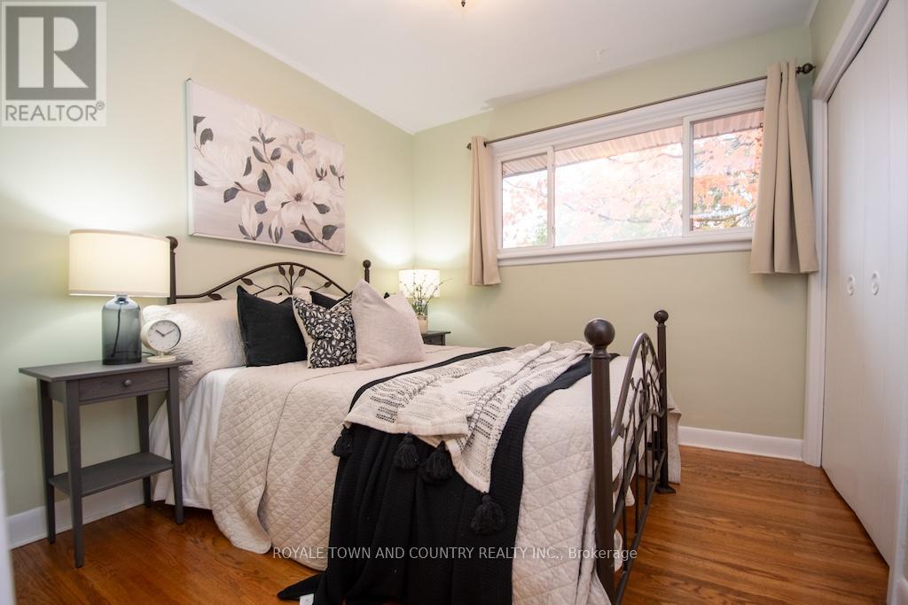 112 Adelaide Street N, Kawartha Lakes (Lindsay), Ontario  K9V 4L9 - Photo 23 - X12474156