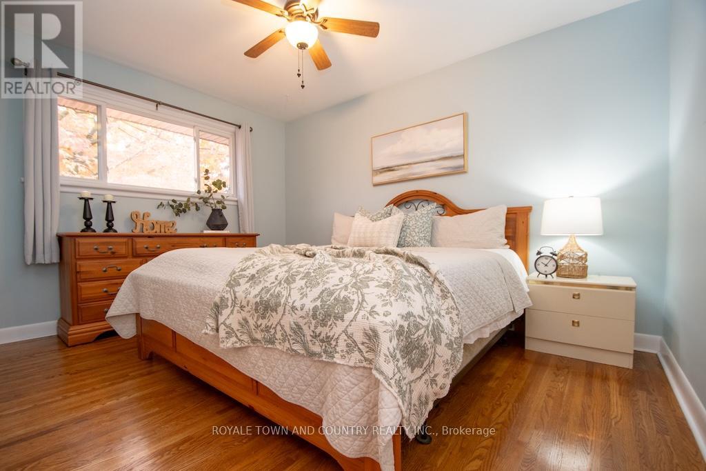 112 Adelaide Street N, Kawartha Lakes (Lindsay), Ontario  K9V 4L9 - Photo 25 - X12474156