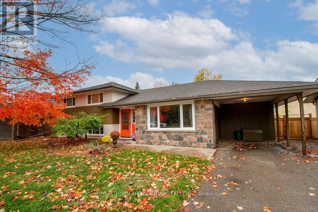 112 Adelaide Street N, Kawartha Lakes (Lindsay), Ontario  K9V 4L9 - Photo 4 - X12474156