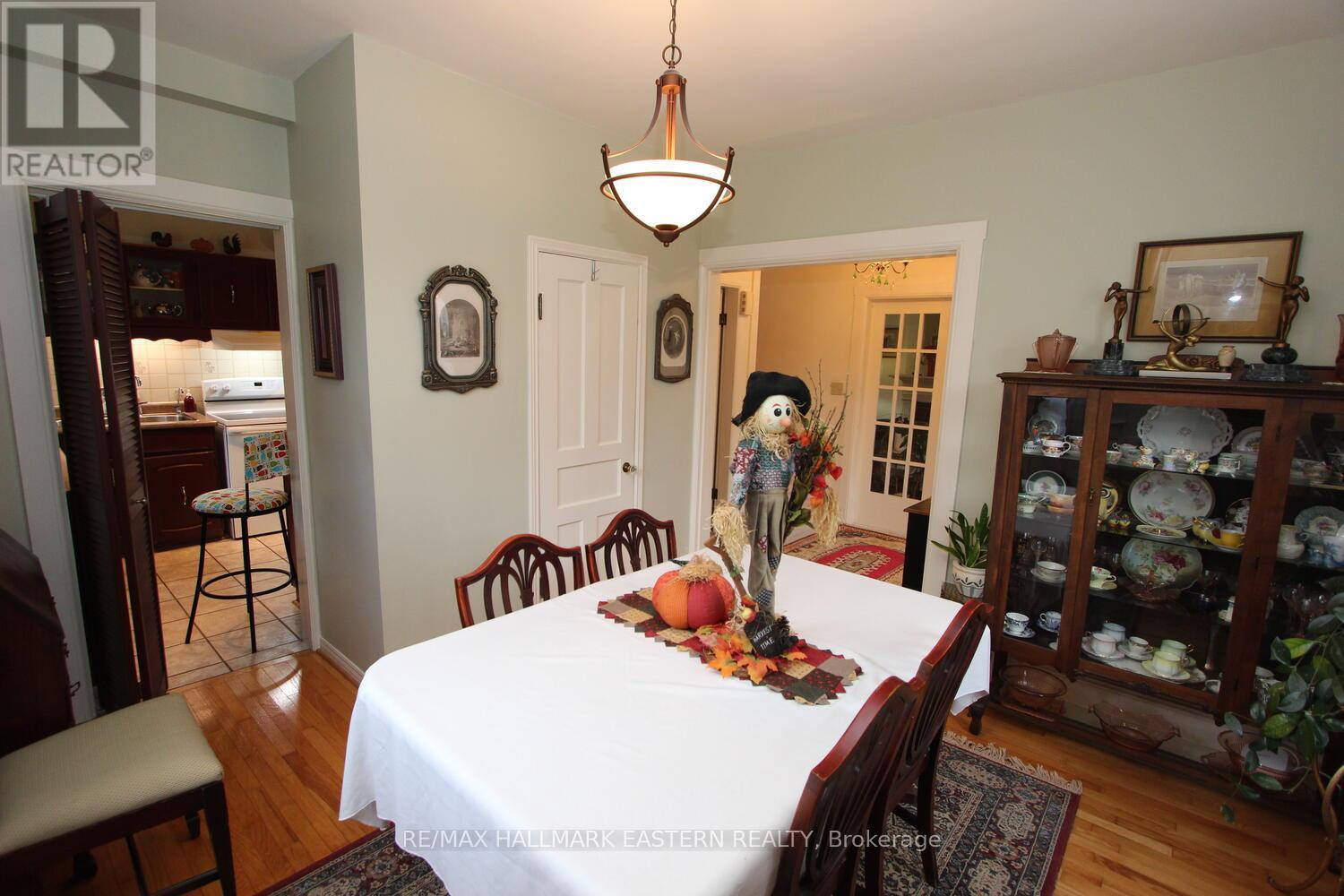 81 Second Street, Trent Hills (Campbellford), Ontario  K0L 1L0 - Photo 10 - X12474265