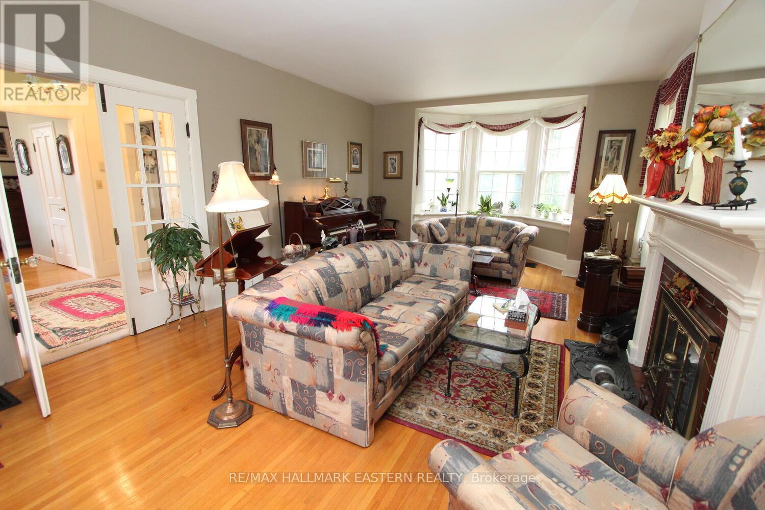 81 Second Street, Trent Hills (Campbellford), Ontario  K0L 1L0 - Photo 13 - X12474265