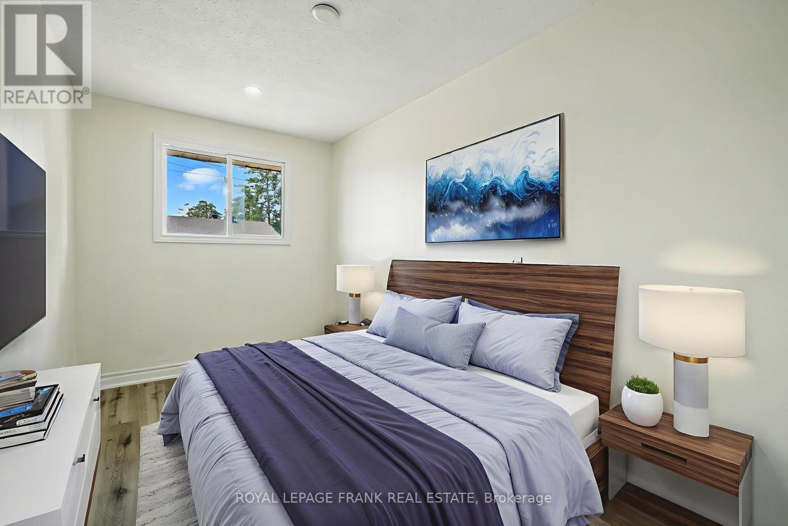 2 - 88 Mary Street W, Kawartha Lakes (Lindsay), Ontario  K9V 5G3 - Photo 26 - X12474302